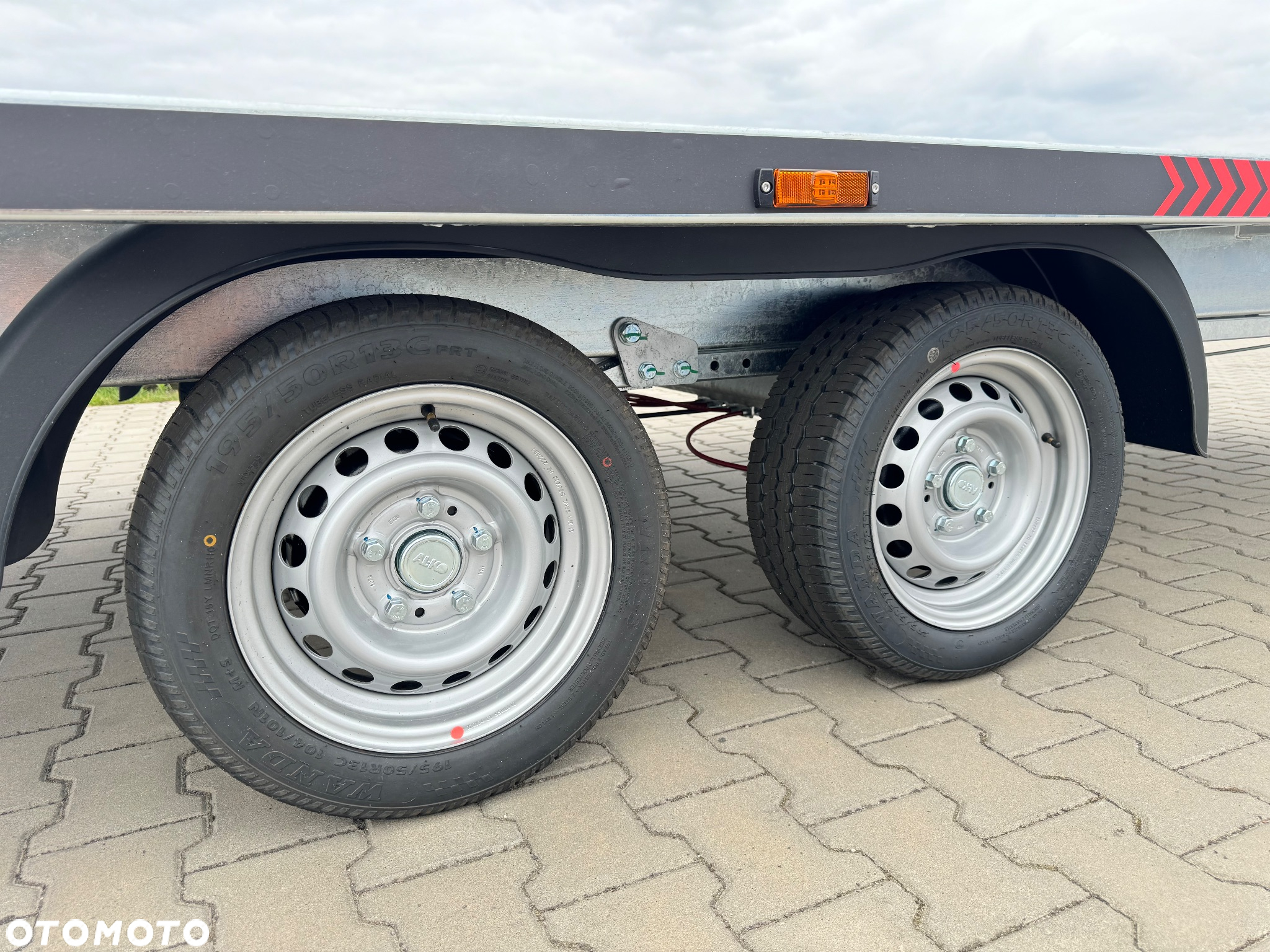 Lorries PLI-35 5521 - 4