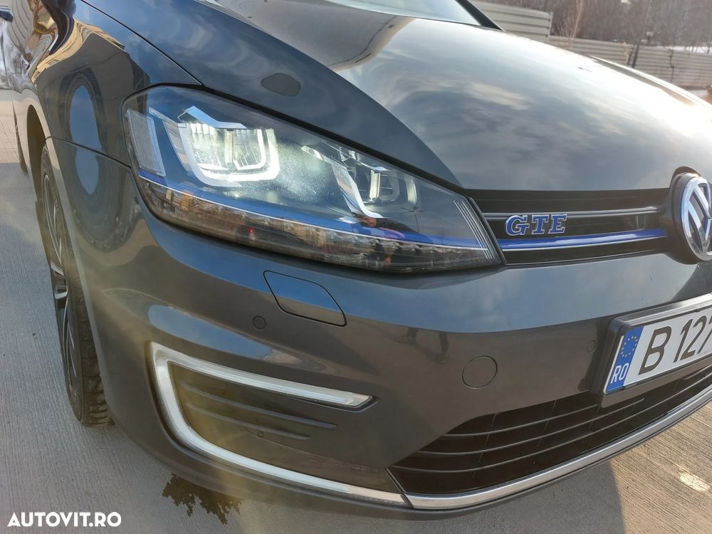 Volkswagen Golf - 12