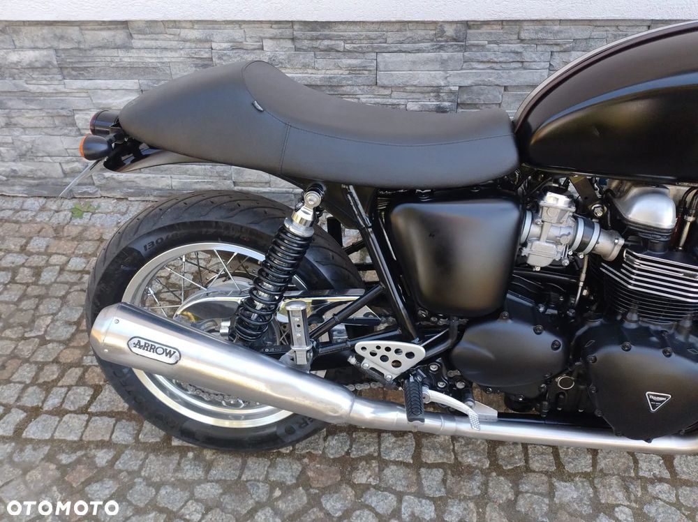 Triumph Thruxton - 12