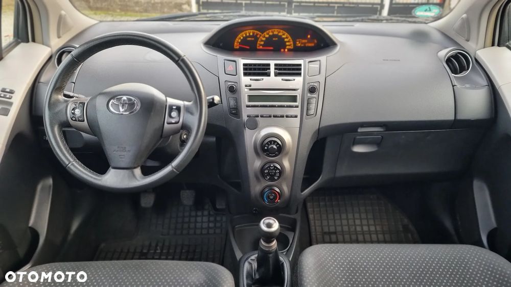 Toyota Yaris 1.0 VVT-i Edition - 11