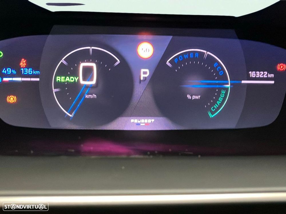 Peugeot e-2008 50 kWh GT - 12