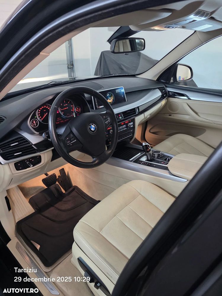 BMW X5 xDrive25d - 12