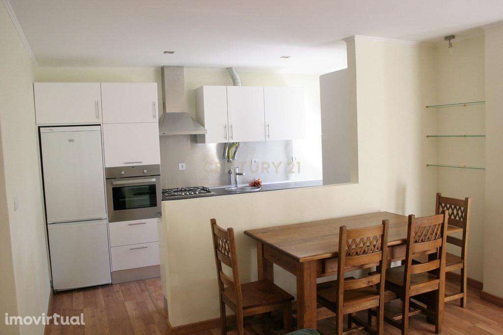 Apartamento T1 para arrendar na Figueirinha em Oeiras - Grande imagem: 3/7