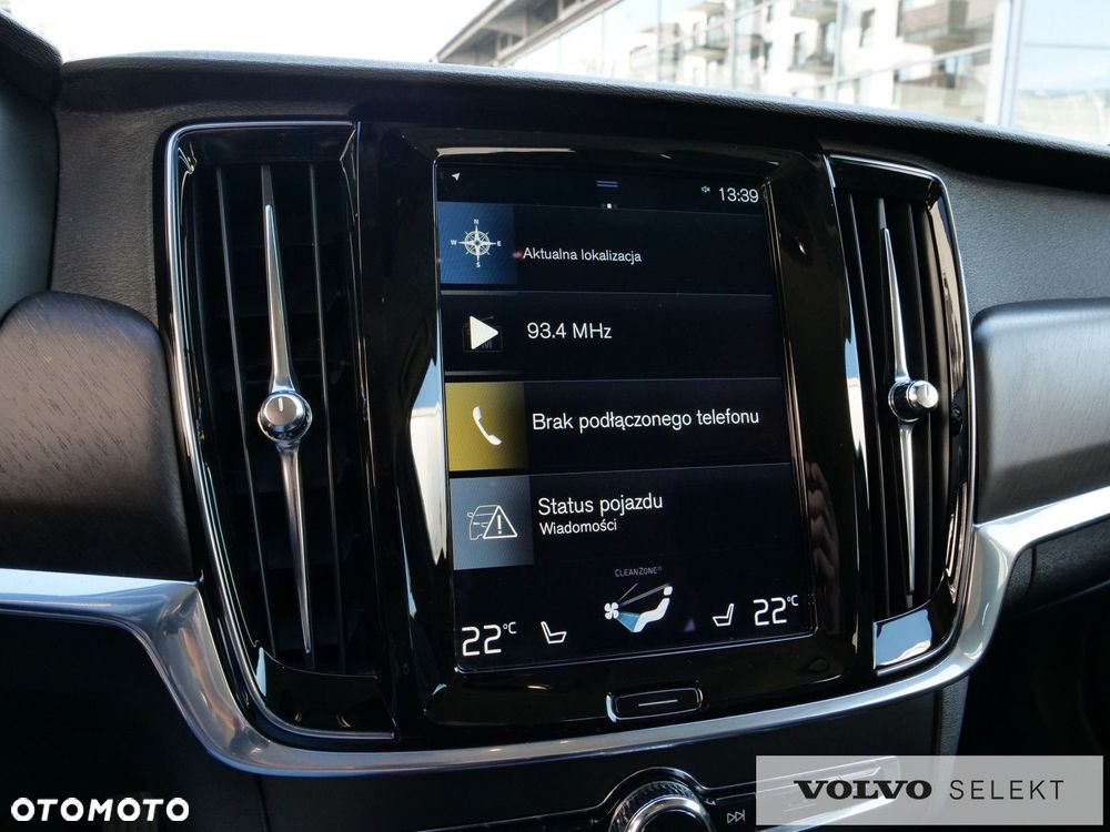 Volvo V90 Cross Country - 21