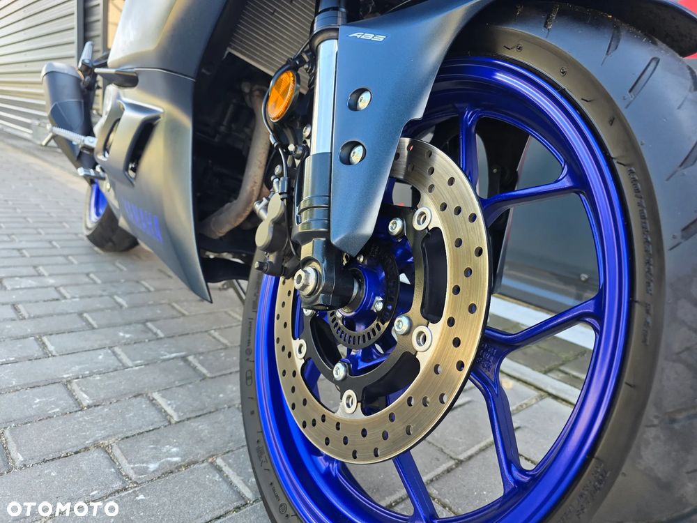 Yamaha R3 - 26