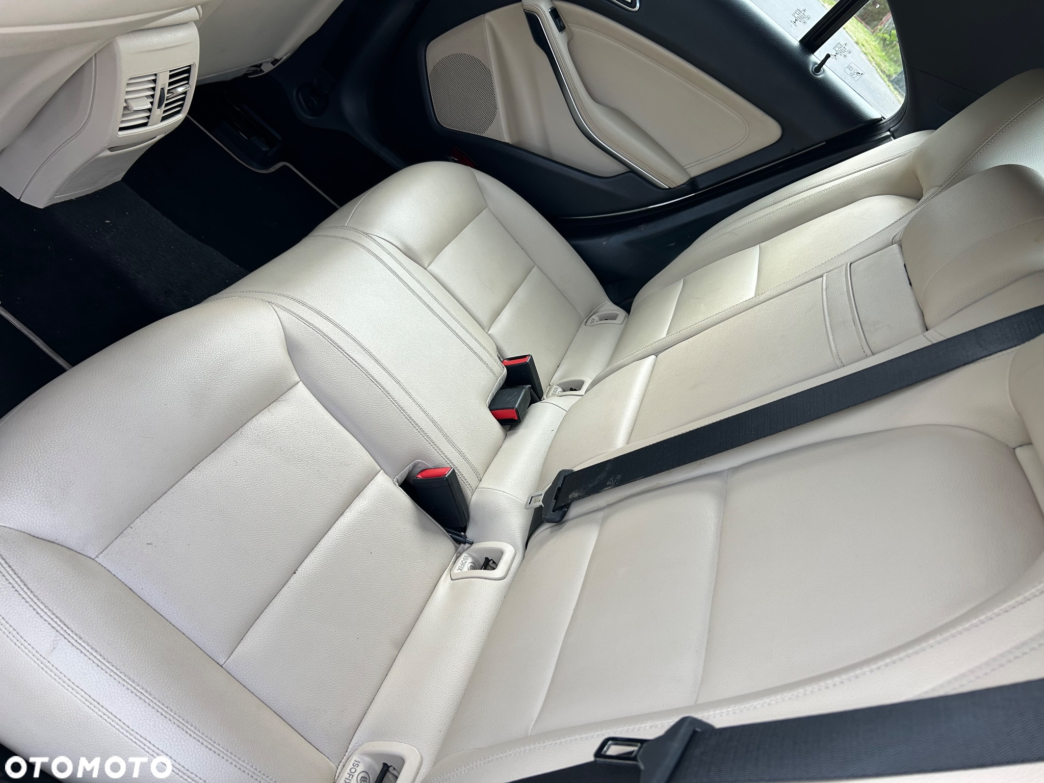 Mercedes-Benz CLA Shooting Brake 250 7G-DCT - 14