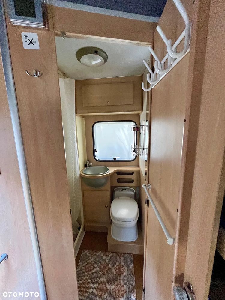 Ford Transit - 12