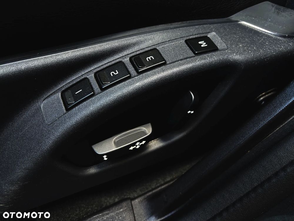 Volvo V60 Cross Country T5 Geartronic Summum - 31