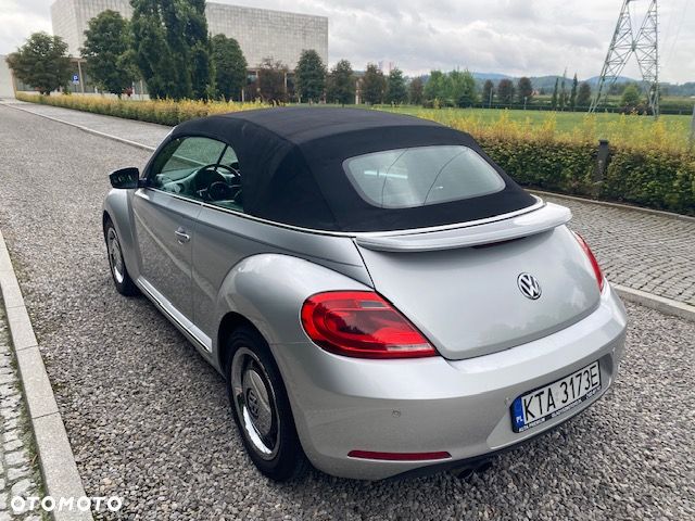Volkswagen New Beetle - 6