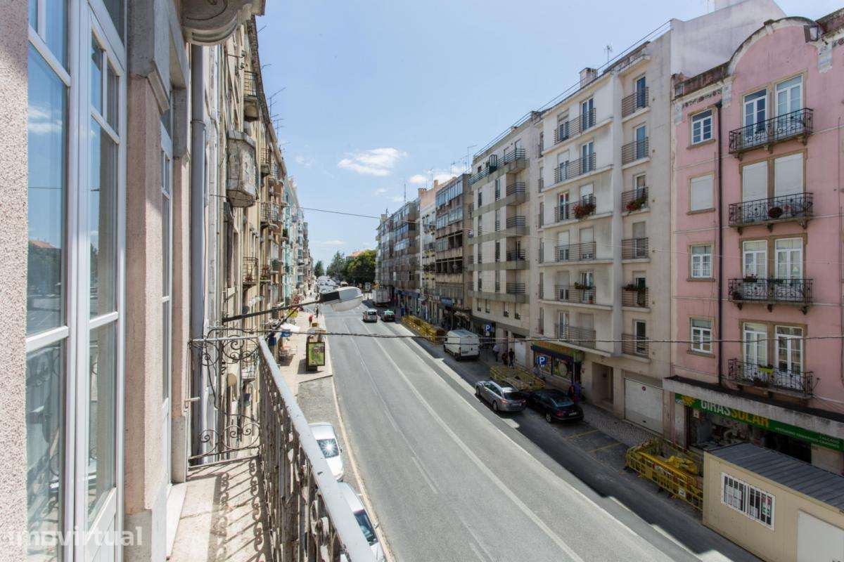 Quarto - localizado em Penha de França Lisbon - Grande imagem: 3/27