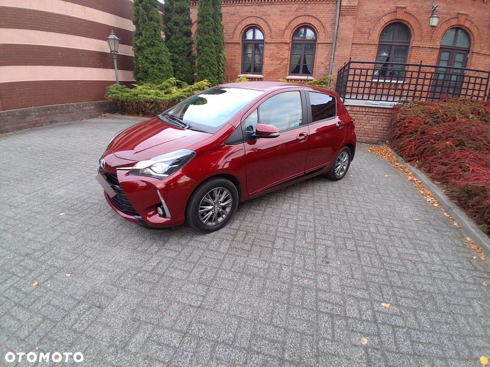 Toyota Yaris 1.5 Premium - 3