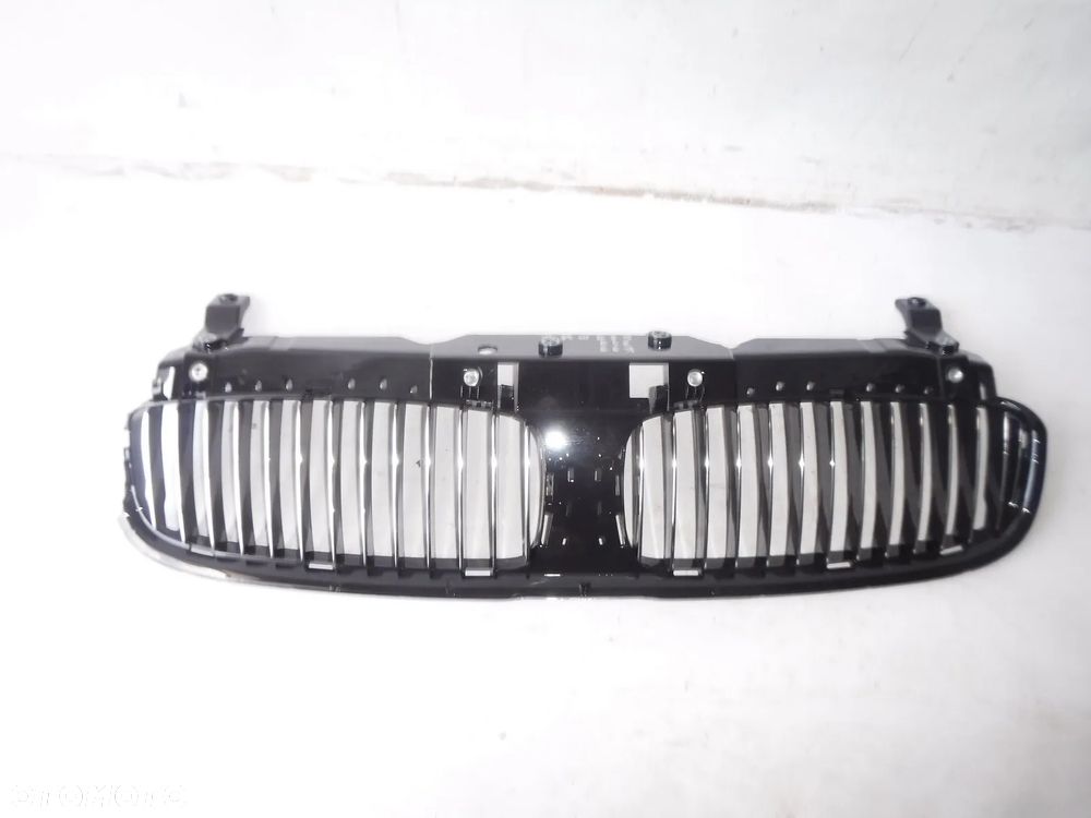 bmw 7 e65 grill atrapa - 1