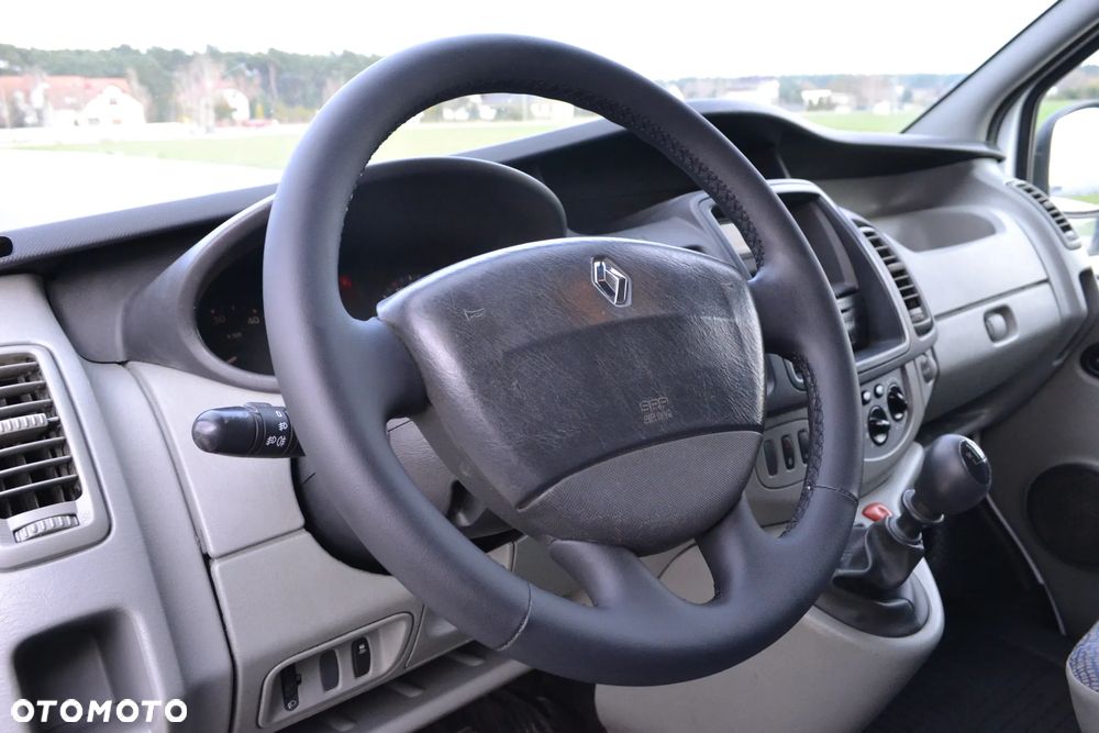 Renault Trafic - 14
