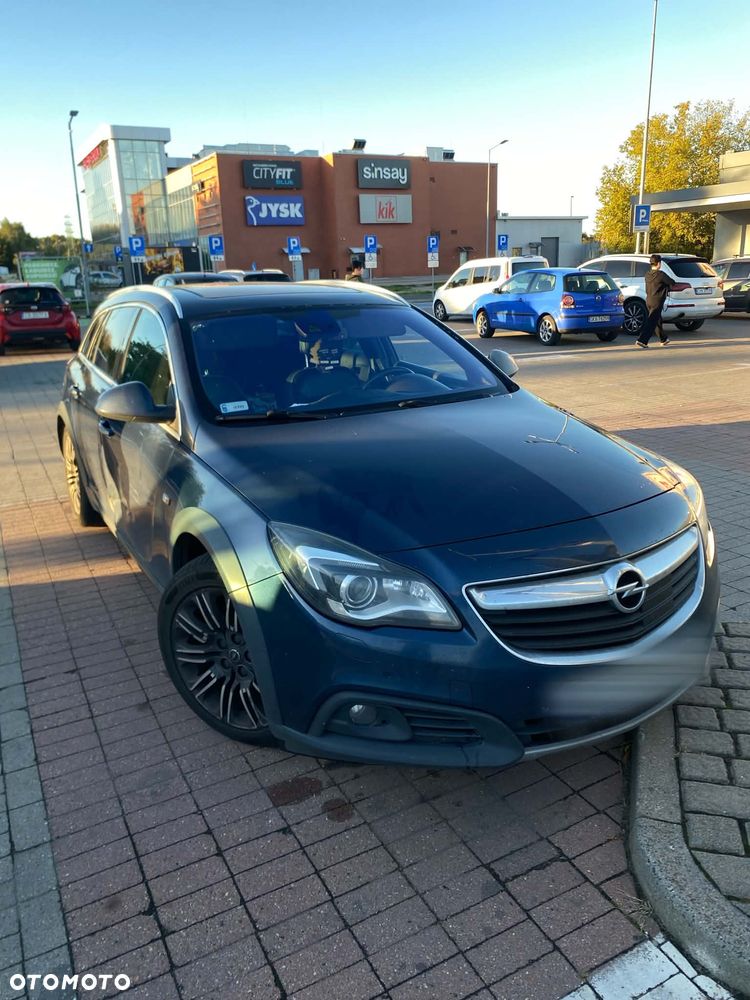 Opel Insignia - 1