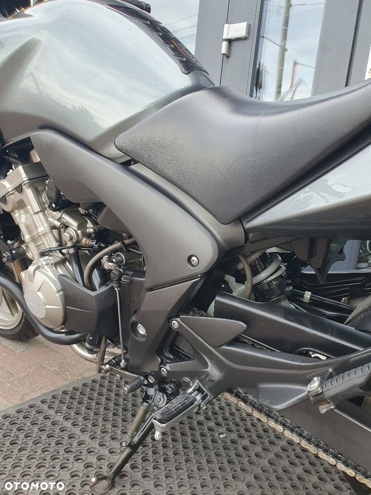 Honda CBF - 11