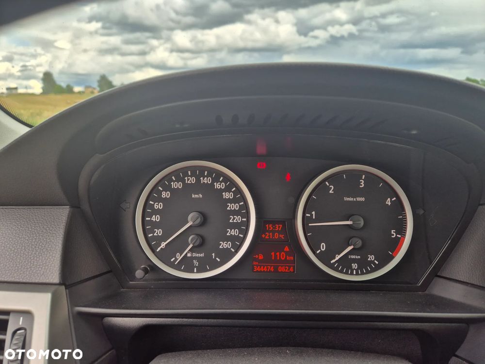 BMW Seria 5 520d - 17