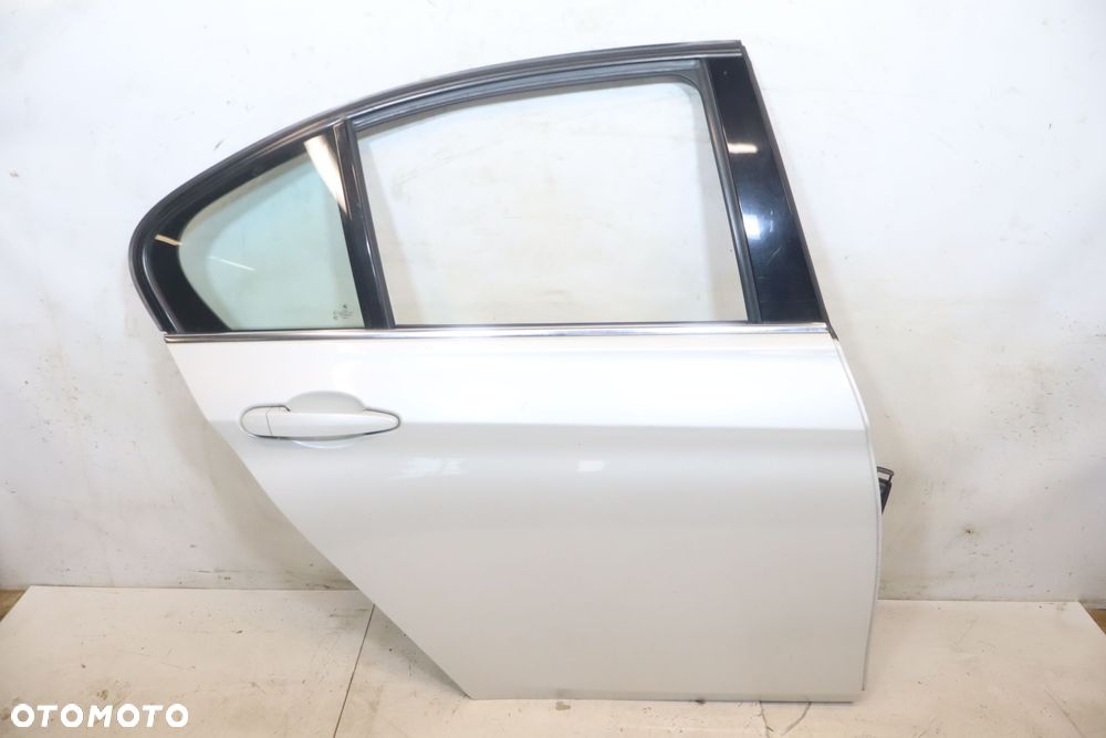 DRZWI PRAWY TYŁ BMW 3 328I F30 A300 - 1