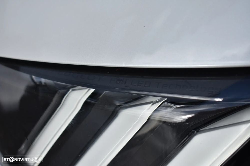 Peugeot e-208 GT - 19