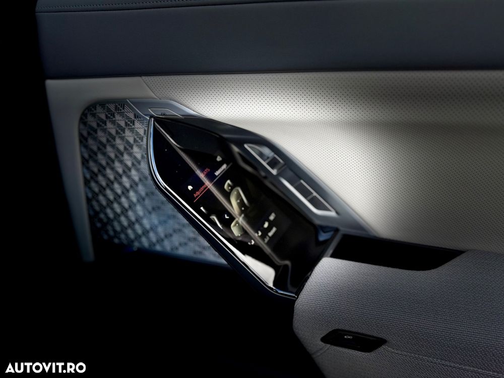 BMW Seria 7 750e xDrive AT PHEV - 30