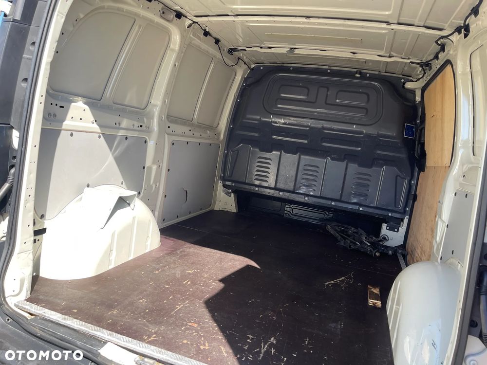 Mercedes-Benz VITO 447 2017 ROK 1.6 Diesel - 29
