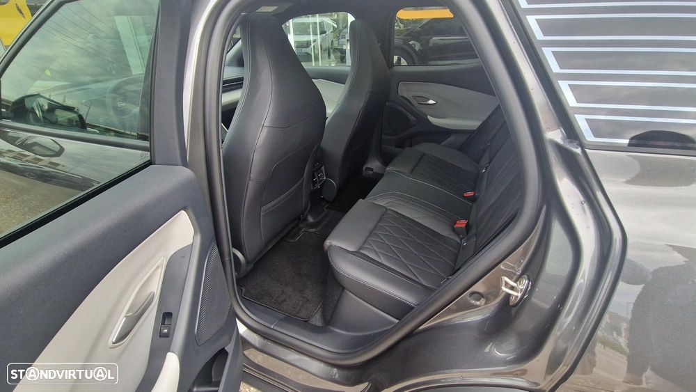 Ford Explorer 77 kWh Premium - 13