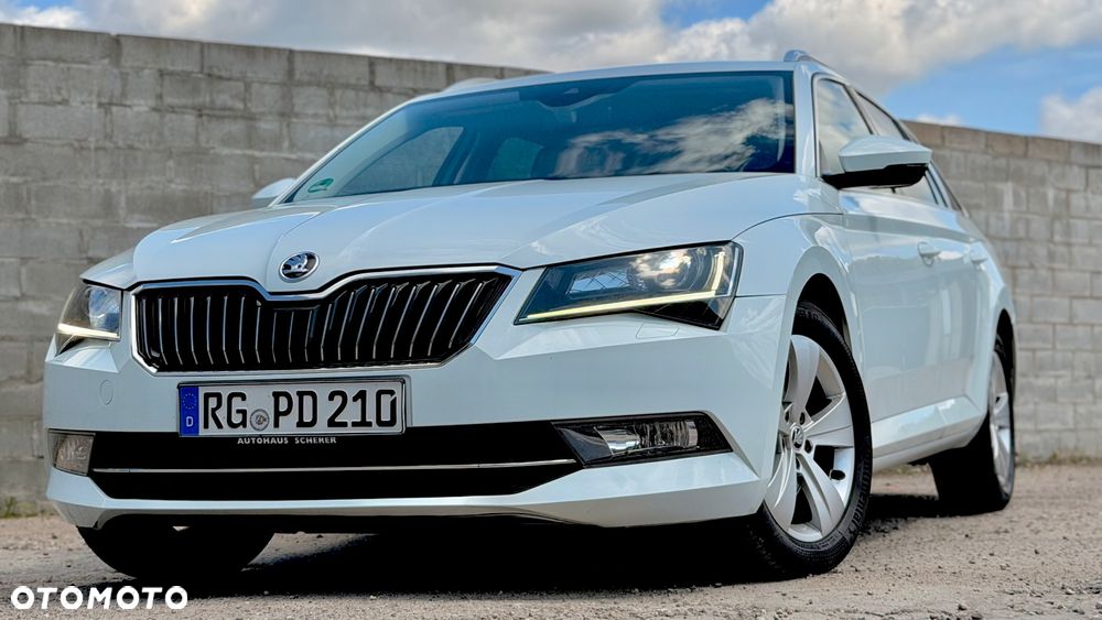Skoda Superb 2.0 TDI DSG Premium Edition - 2