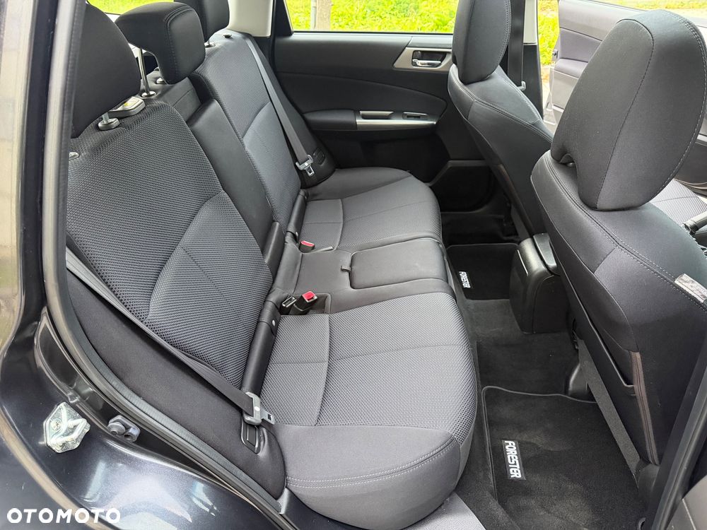 Subaru Forester 2012 photo 5