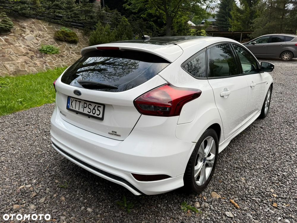 Ford Focus - 8