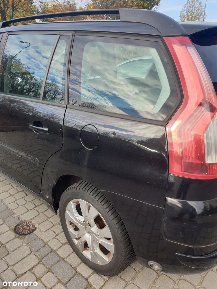 Citroën C4 Picasso 1.8 16V Advance - 1