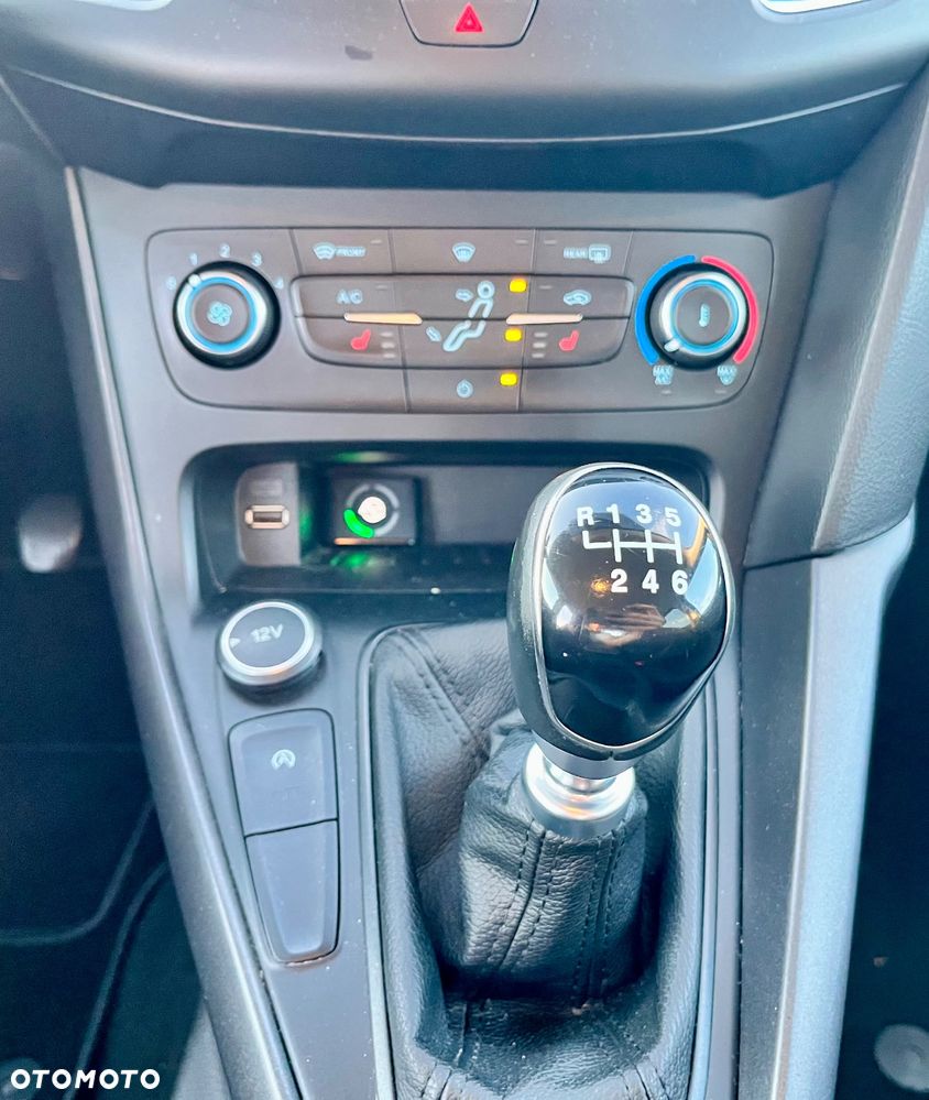 Ford Focus 1.5 EcoBoost SYNC Edition ASS - 21