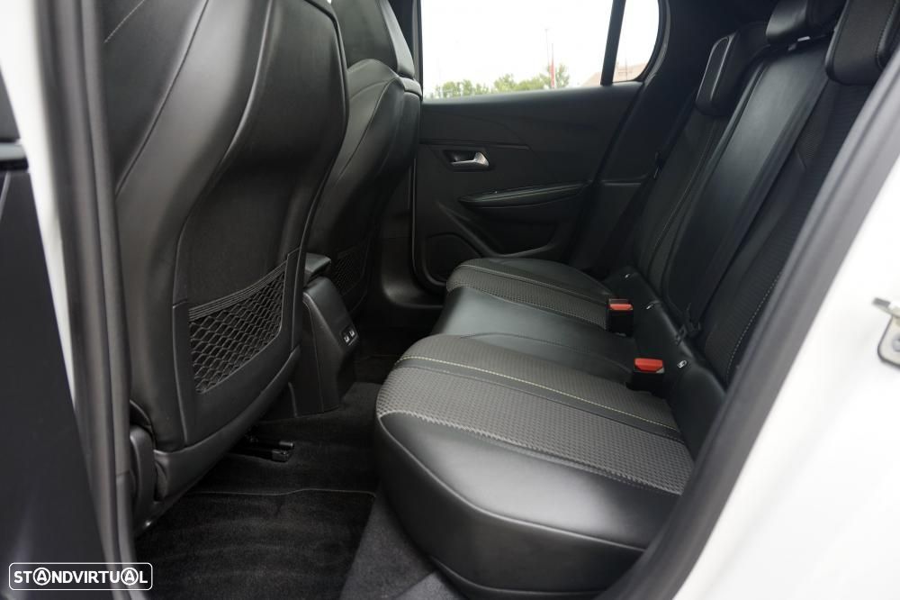 Peugeot 208 1.2 PureTech GT - 4