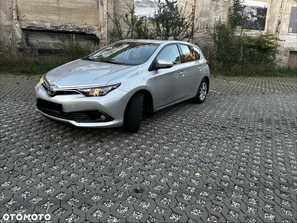 Toyota Auris - 6