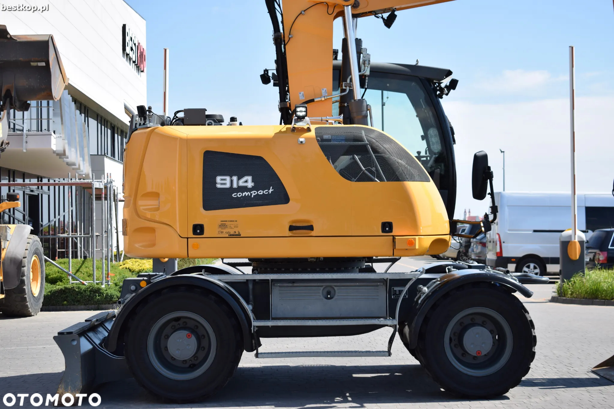 Liebherr A914 Compact Litronic - 4