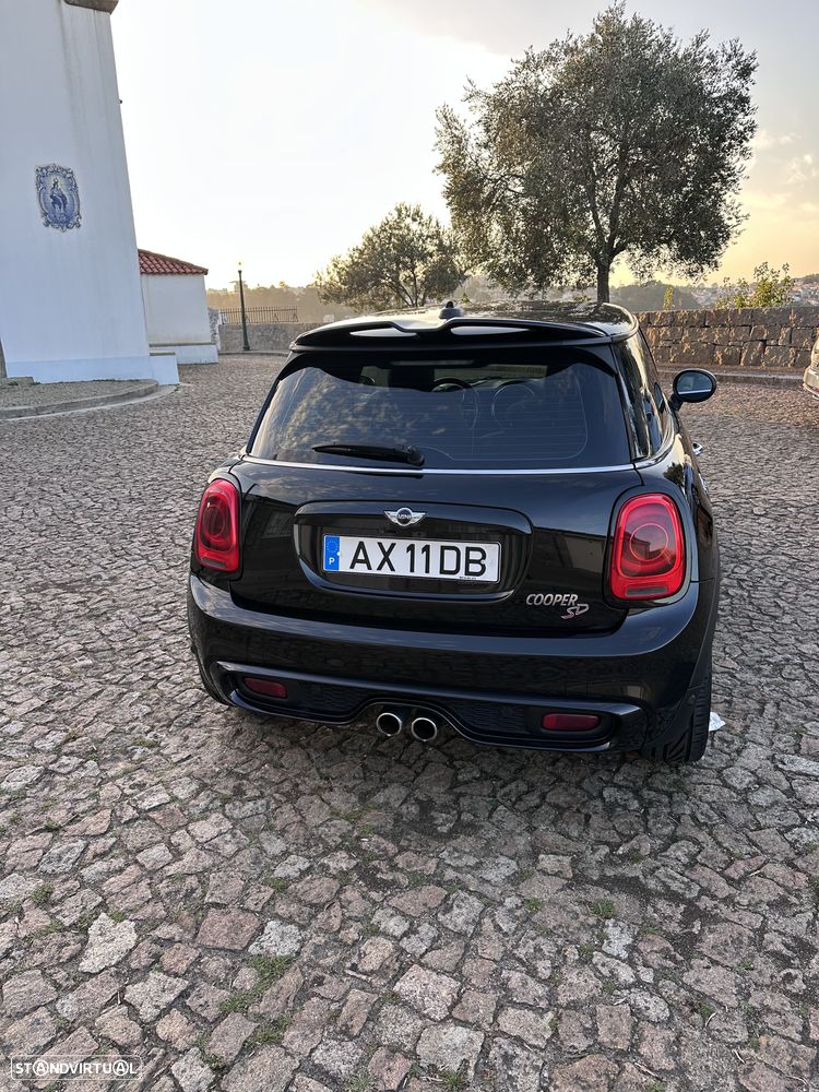 MINI 3 Portas - 4