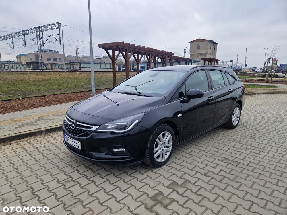 Opel Astra 1.6 CDTI Dynamic S&S - 4