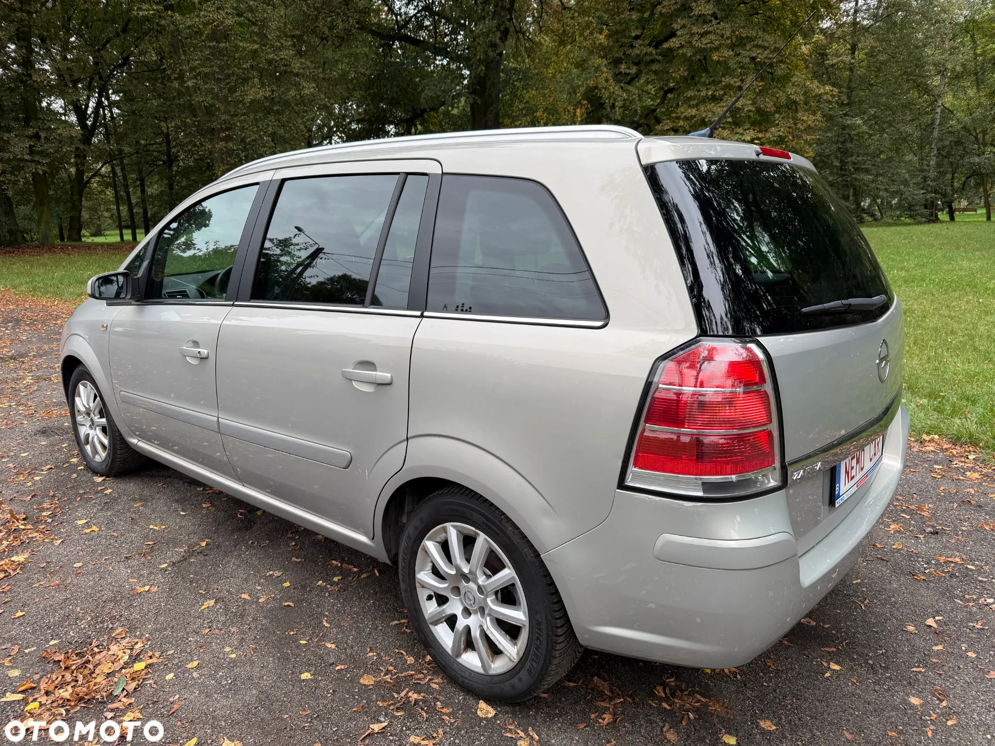 Opel Zafira 1.8 Cosmo - 10