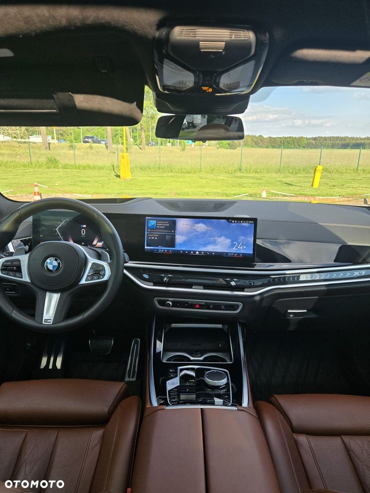BMW X7 xDrive40d mHEV Individual Edition sport - 30