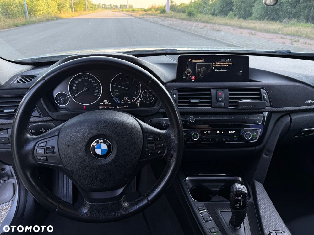 BMW Seria 3 - 11