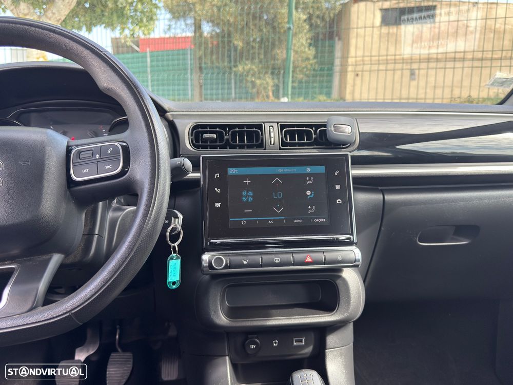 Citroën C3 1.6 BlueHDi Exclusive — fotografia 13