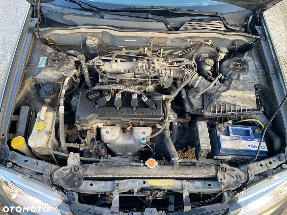 Nissan Almera 1.8 Comfort - 23