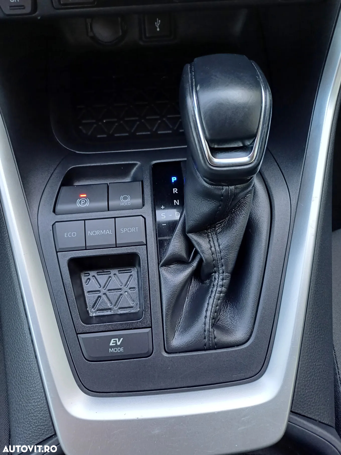 Toyota RAV4 2.5 Hybrid VVT-iE 4x2 Dynamic - 14