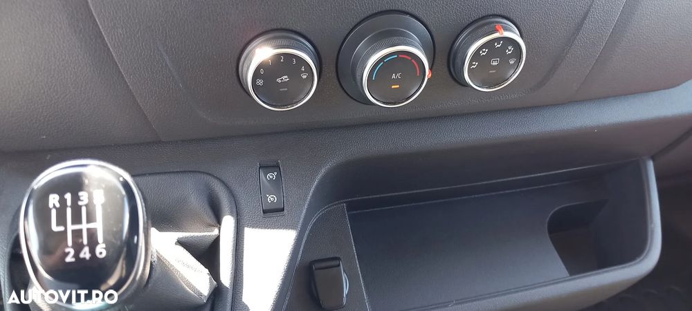Renault Master - 12