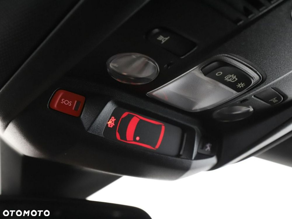 Peugeot 3008 2.0 BlueHDi Allure S&S - 40