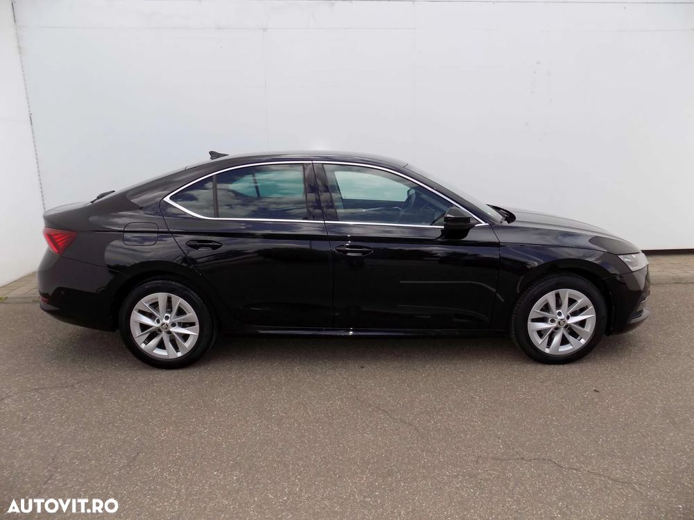 Skoda Octavia 2.0 TDI DSG First Edition - 7