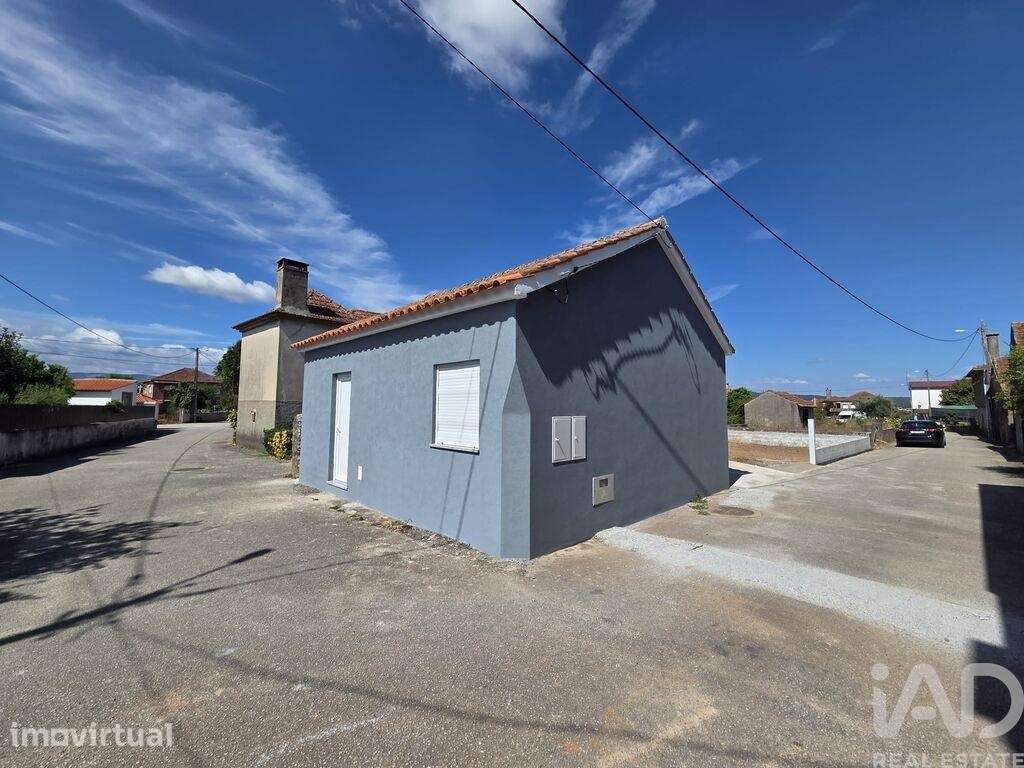 Casa / Villa T1 em Mortágua, Vale de Remígio, Cortegaça e Almaça - Grande imagem: 2/28