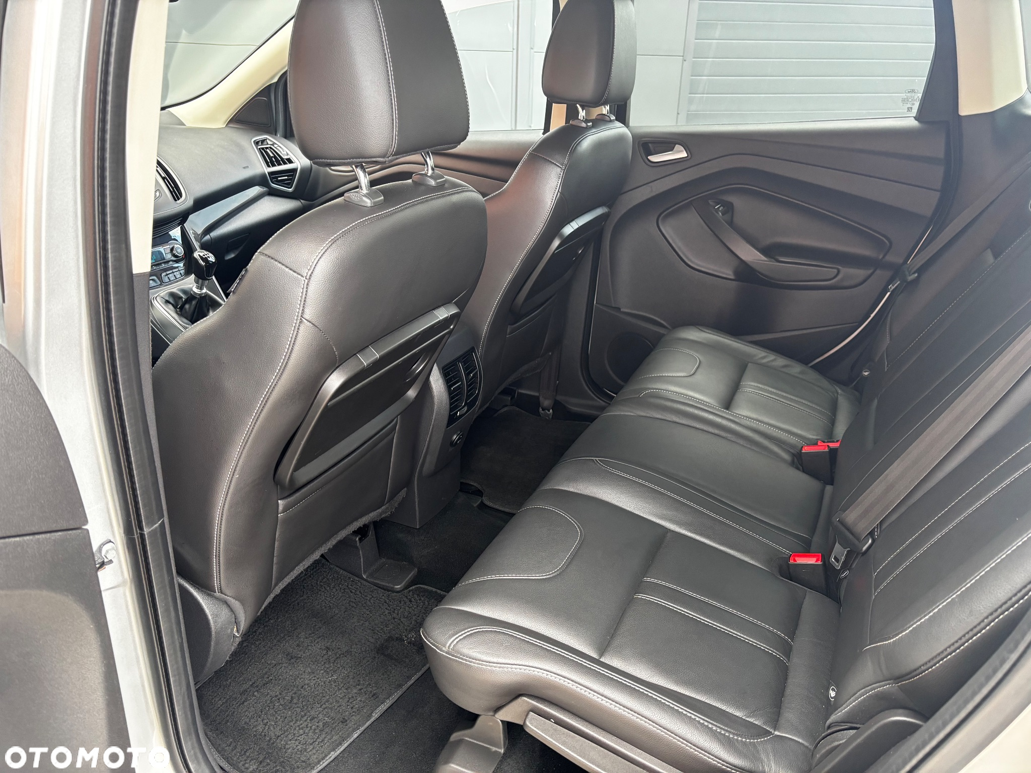 Ford Kuga 2.0 TDCi 2x4 Trend - 27