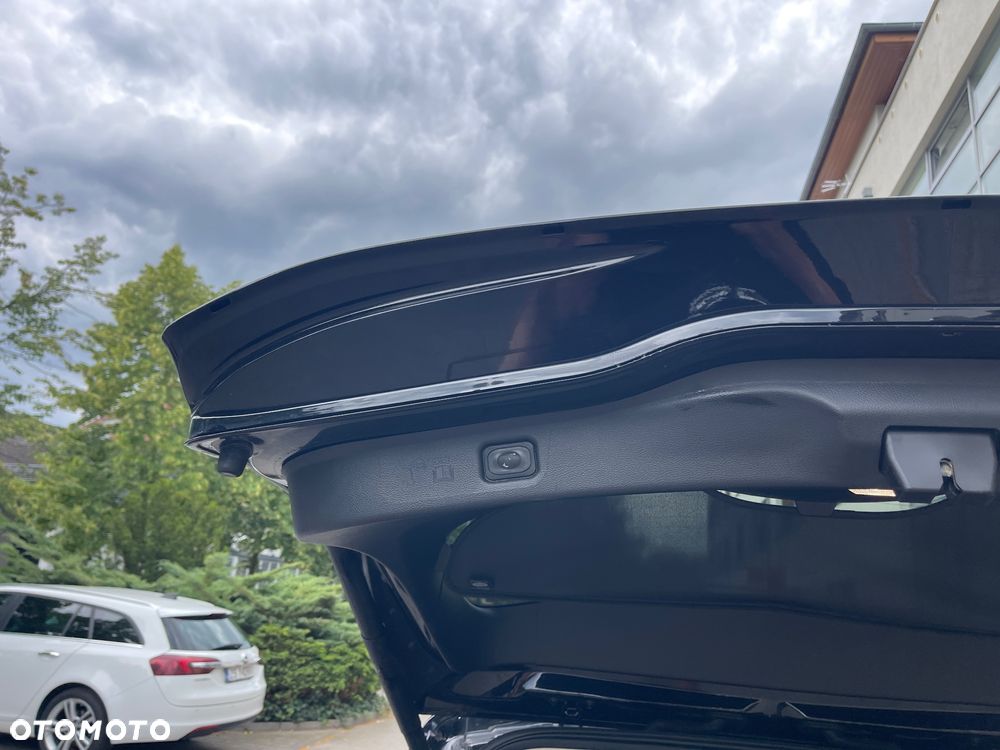 Ford S-Max - 11