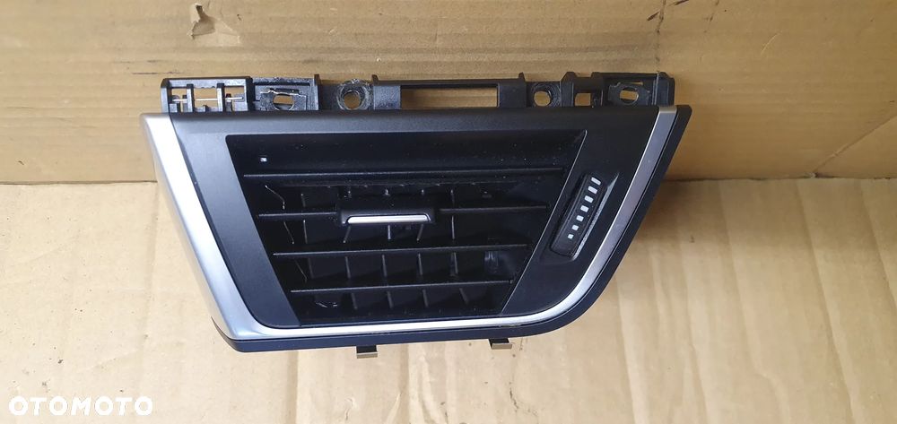 Kratka nawiewu powietrza prawy przód BMW 3 F30 9346225 - 1