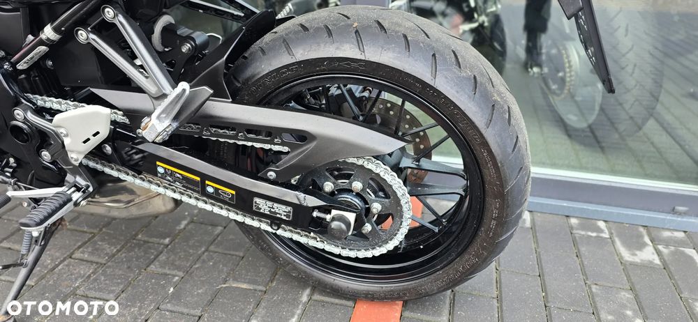 Kawasaki Z 900 RS - 41