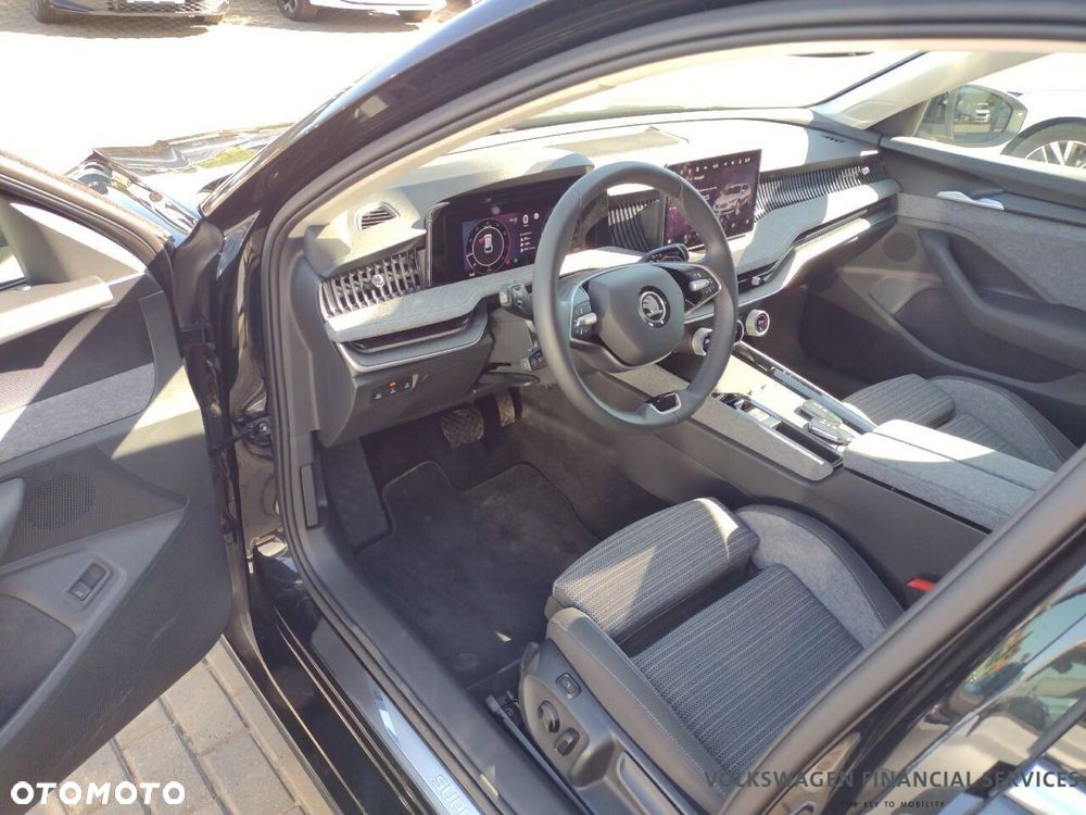 Skoda Superb 1.5 TSI mHEV Selection DSG - 7